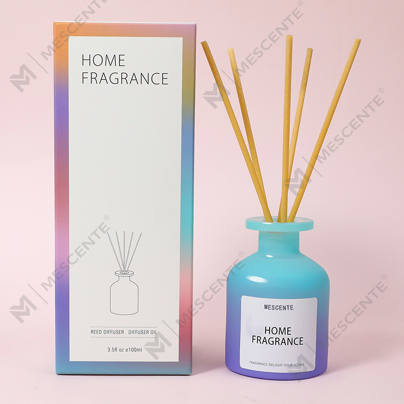 Wholesale  Unique Glass Bottle Fragrance Flowers Reed Diffuser Oil Refill With Packaging Boxes Gift Set