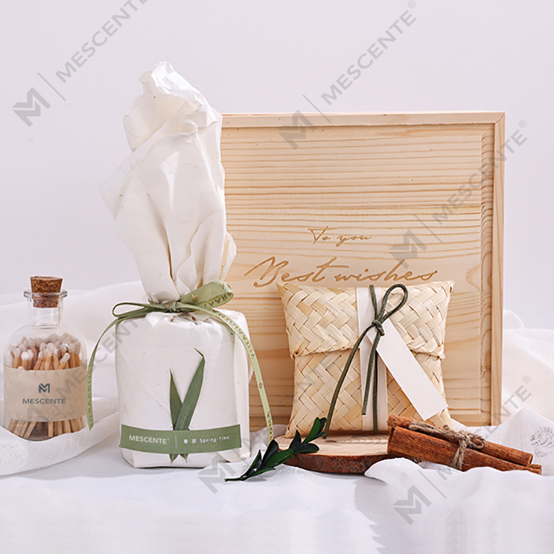 M&Scent luxury wood candle holder candles private label scented with box