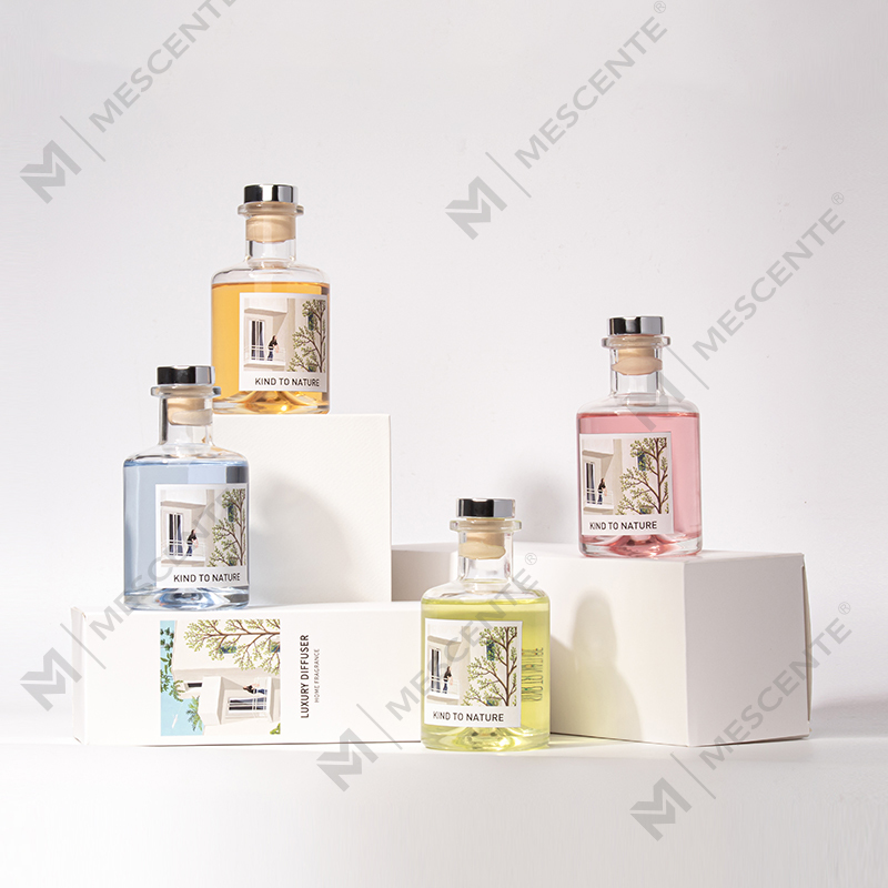 M&Scent Luxury Decorative Large Bottle Essential Oil Reed Diffuser with Dried Flower Gift Set