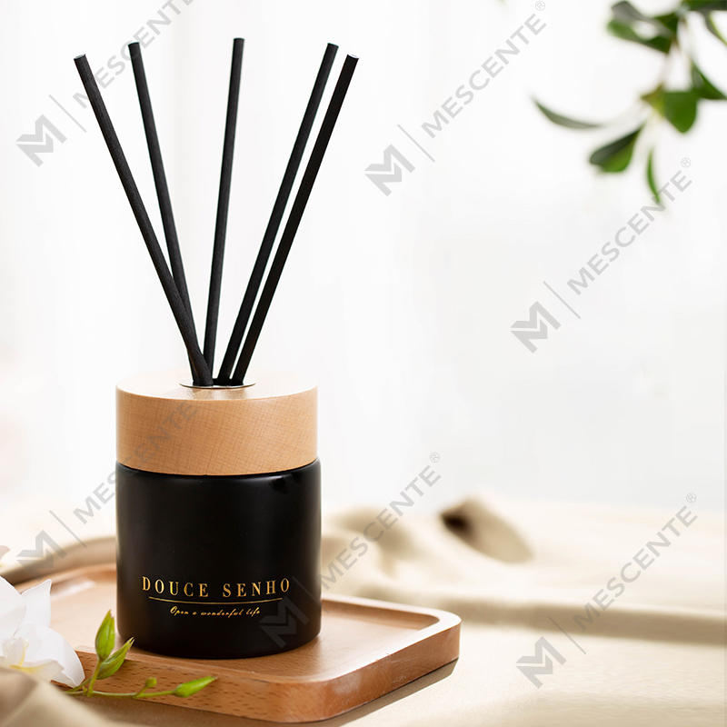 M&Scent Black Bottle Perfume Aroma Reed Diffuser Oil, Fragrance Thailand Reed Diffusers Gift Set