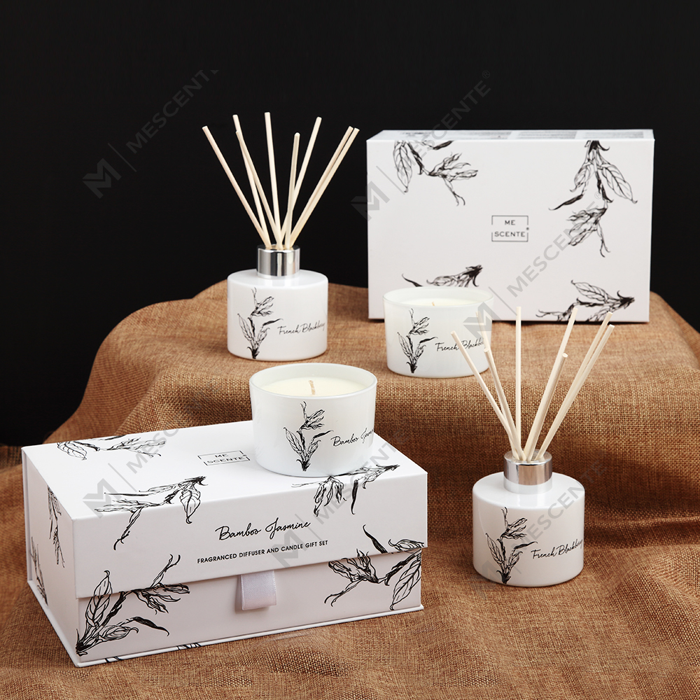 How to ensure that the scent of scented candles is long-lasting and released evenly to enhance the user experience?