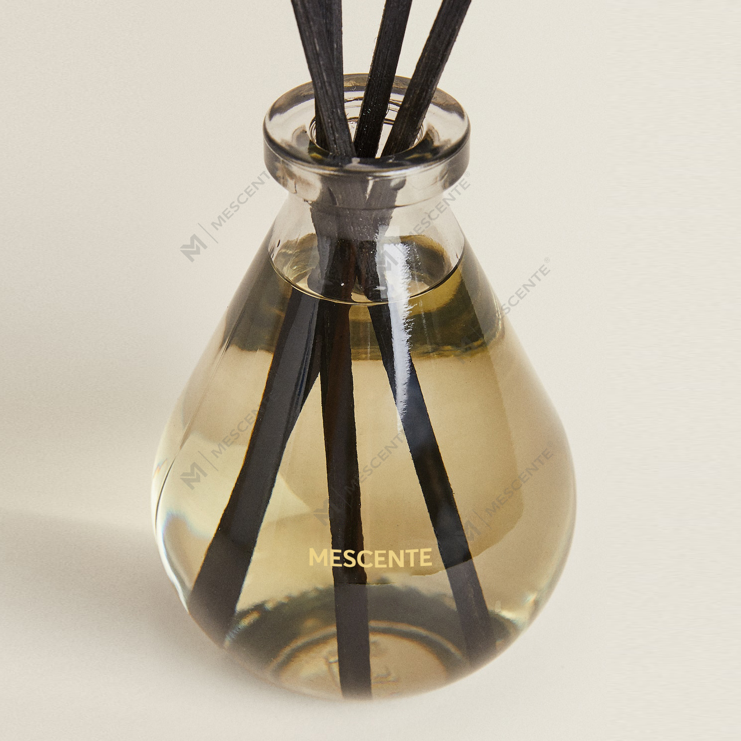 High Quality  Bottle Luxury Turkey Frascos Vidrio Mini Christmas Home Fragrance Aroma Diffuser Reed Vase